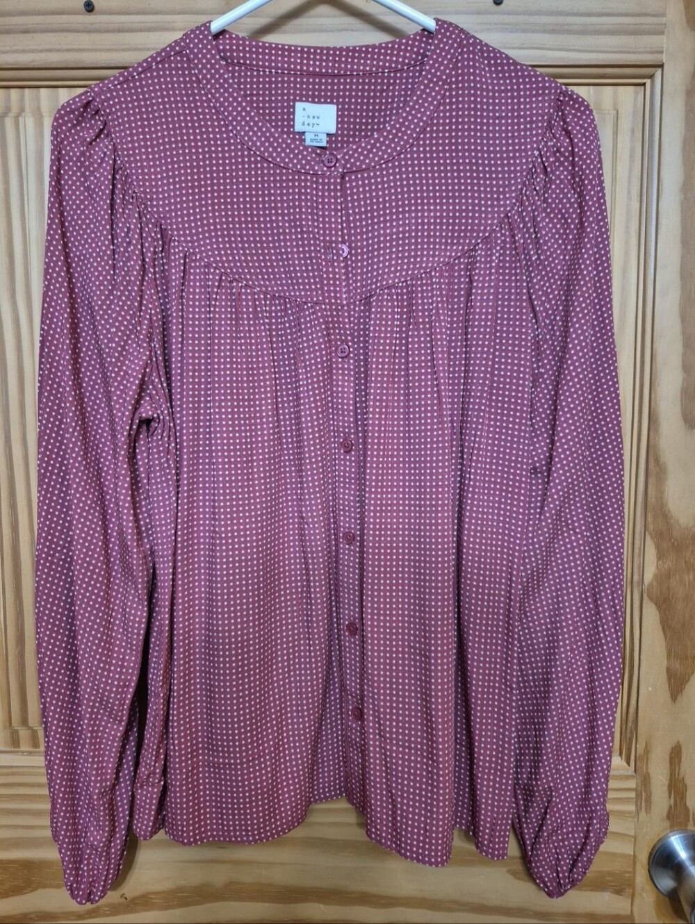 a New Day M Mauve Polka Dot Button Front Long Sleeve Blouse